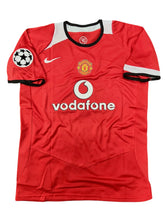 Manchester United Home Shirt 2005/06