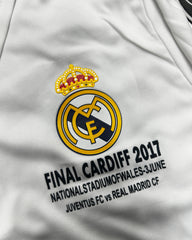Real Madrid Home Shirt 2016/17 Original Badges
