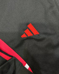 Manchester United Black Zipper